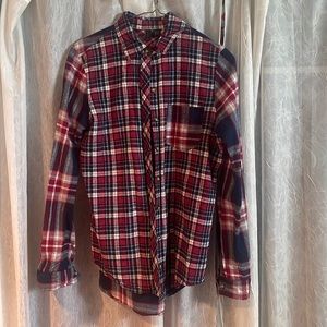 𝅺Womens Flannel red and blue